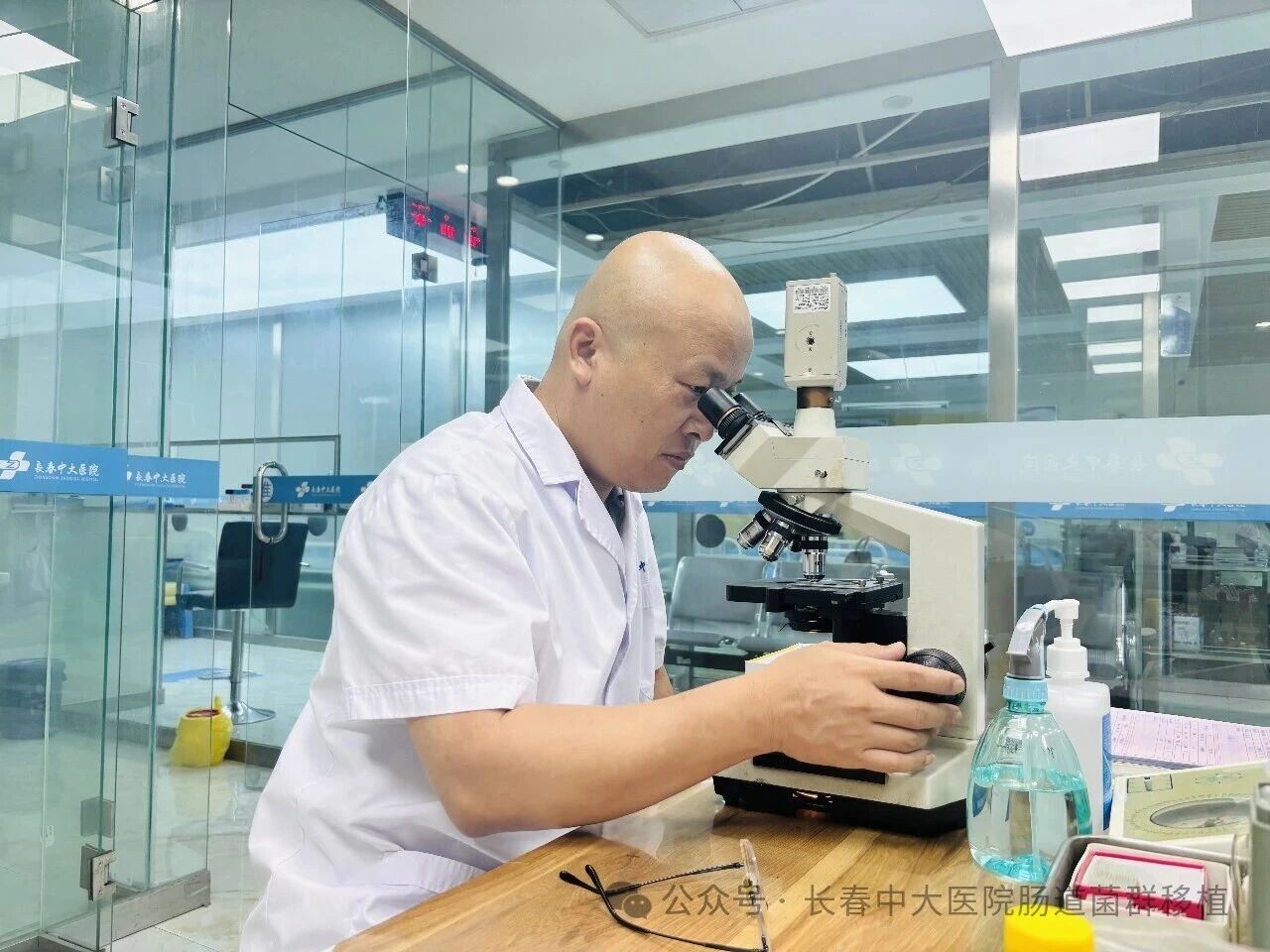 营口市|高朋磊医师：左手男科临床，右手肠道菌群移植深入研究